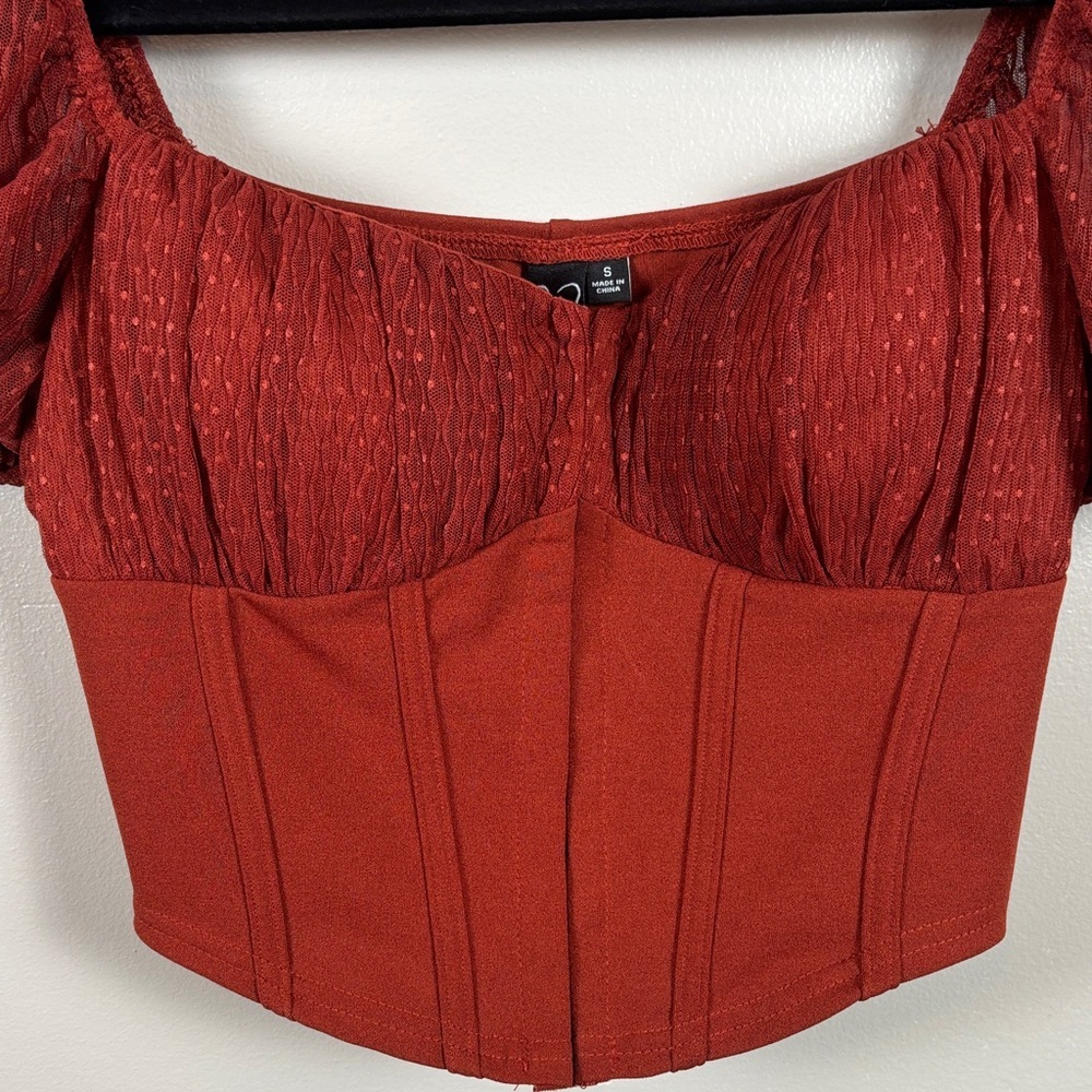 Windsor Cropped Corset Puff Sleeve Top - Picture 5 of 8